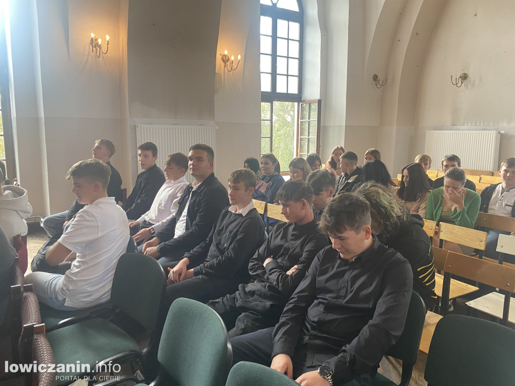  Dzień Edukacji Narodowej w ZST im. 10 Pułku Piechoty w Łowiczu