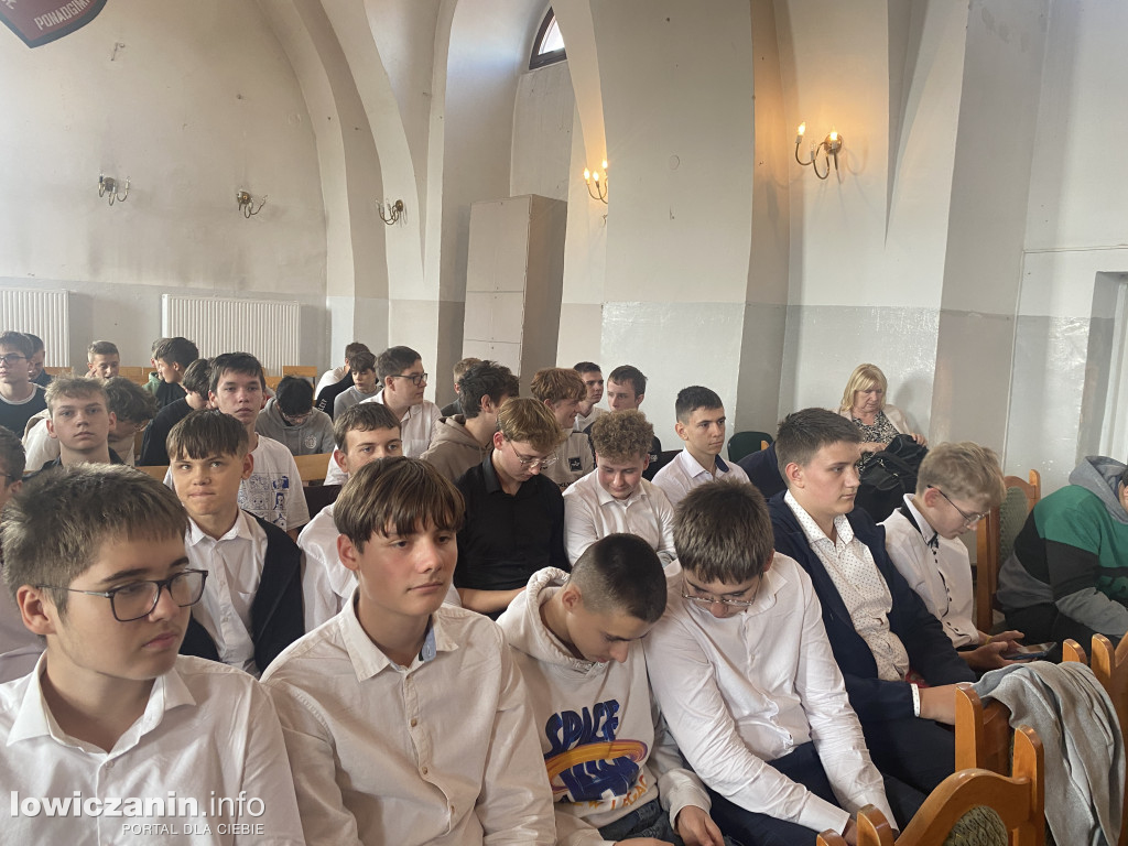  Dzień Edukacji Narodowej w ZST im. 10 Pułku Piechoty w Łowiczu