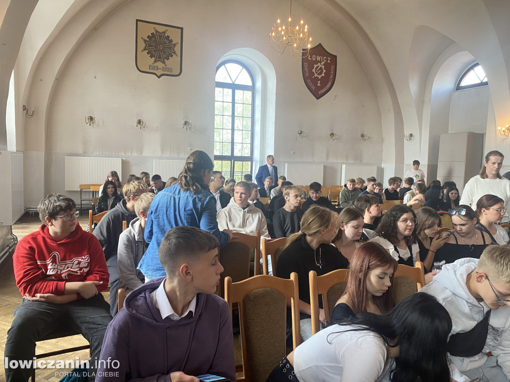  Dzień Edukacji Narodowej w ZST im. 10 Pułku Piechoty w Łowiczu