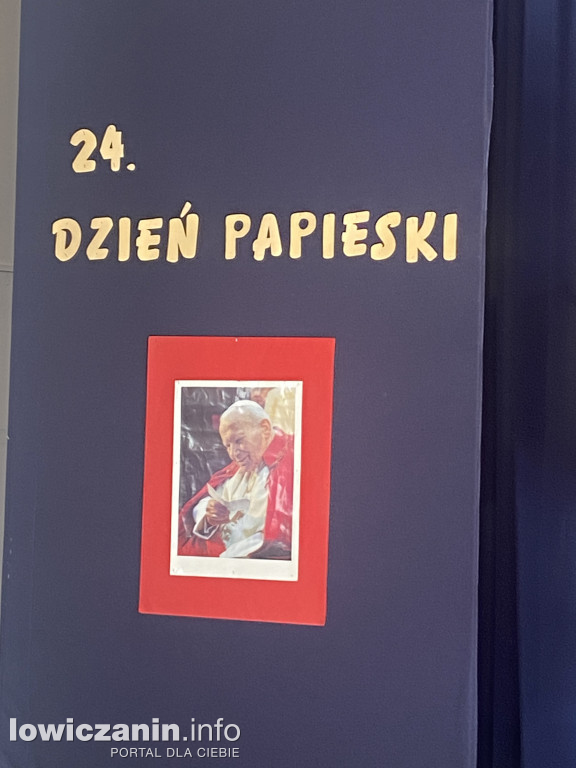  Dzień Edukacji Narodowej w ZST im. 10 Pułku Piechoty w Łowiczu