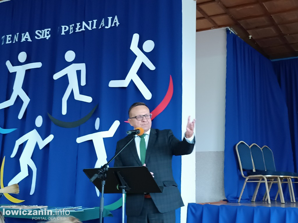 Nowa sala gimnastyczna w Skaratkach