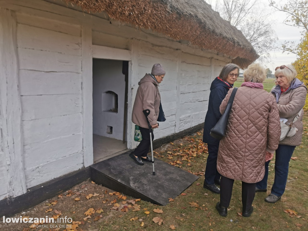 Skansen w Maurzycach