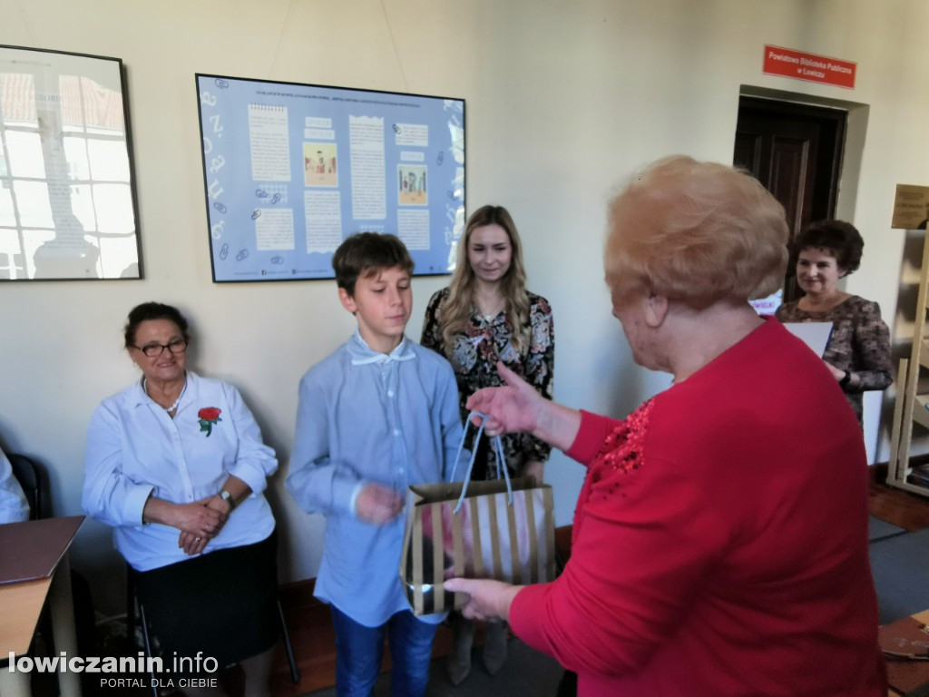 Jesienne wiersze w Bibliotece Powiatowej w Łowiczu