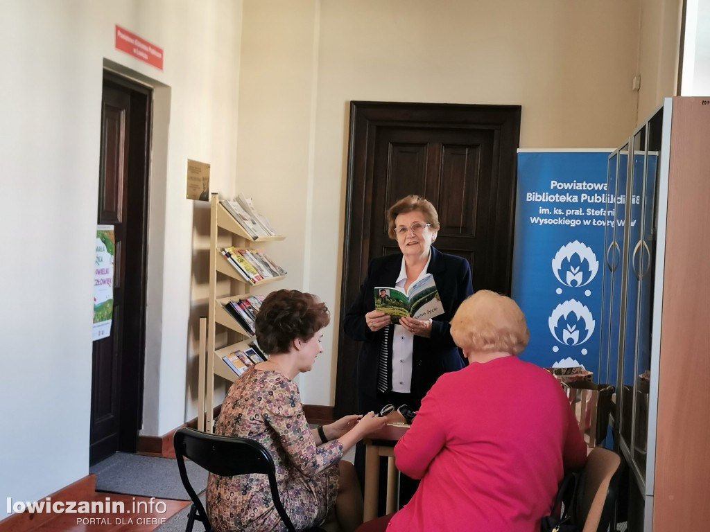 Jesienne wiersze w Bibliotece Powiatowej w Łowiczu