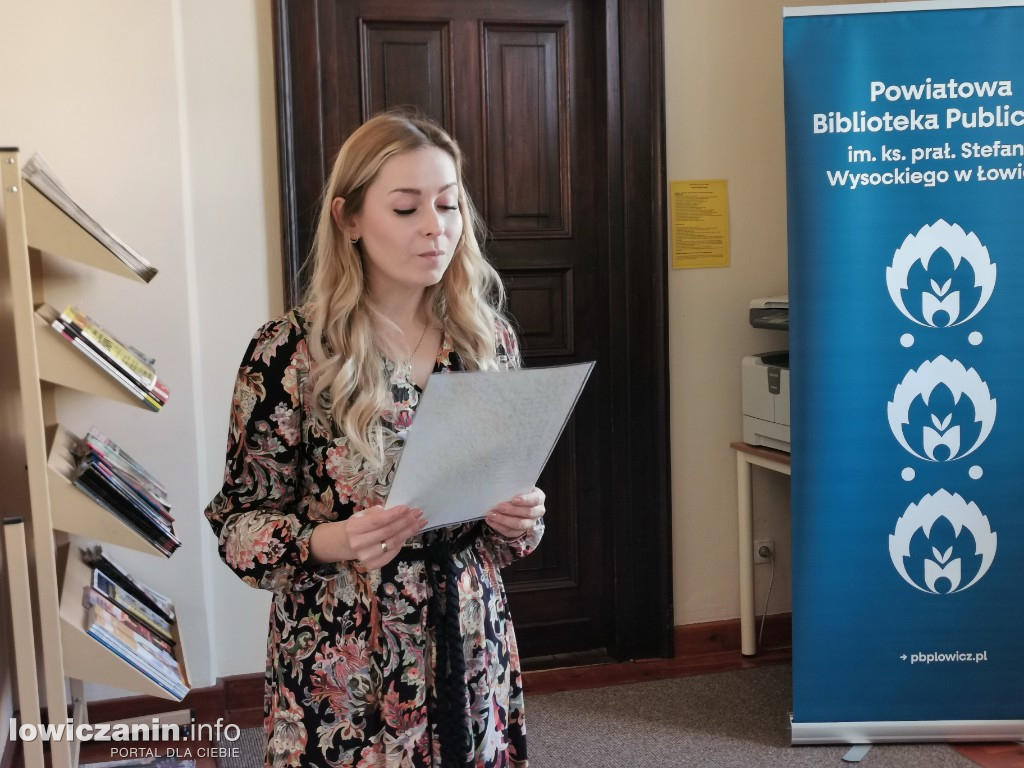 Jesienne wiersze w Bibliotece Powiatowej w Łowiczu