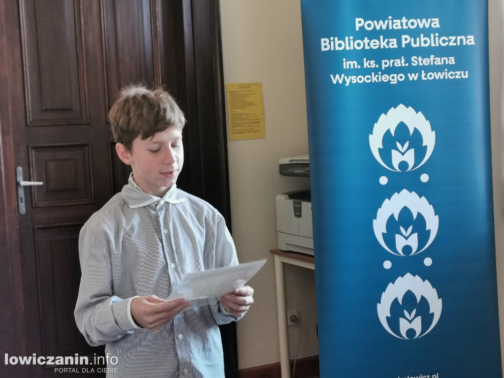 Jesienne wiersze w Bibliotece Powiatowej w Łowiczu