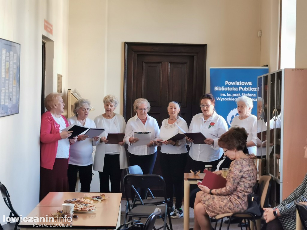 Jesienne wiersze w Bibliotece Powiatowej w Łowiczu