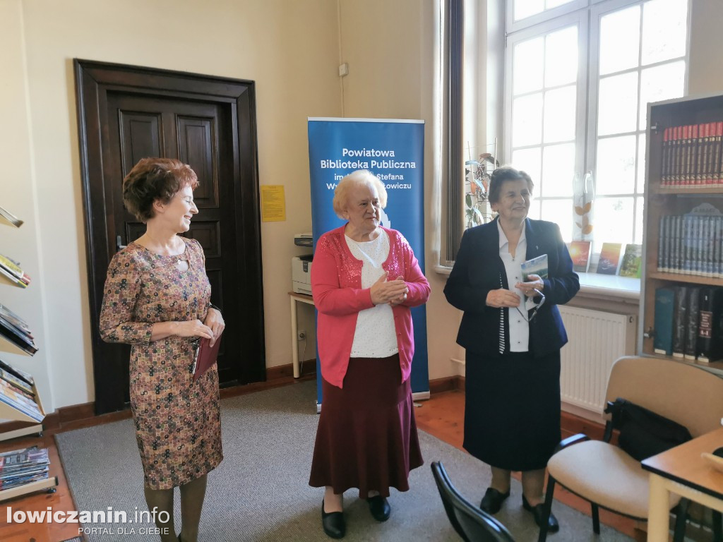 Jesienne wiersze w Bibliotece Powiatowej w Łowiczu