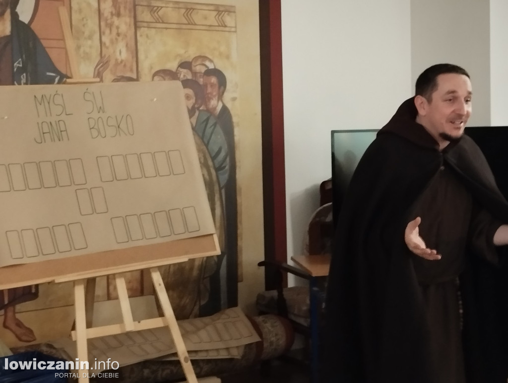 Noc Świętych w parafii katedralnej w Łowiczu