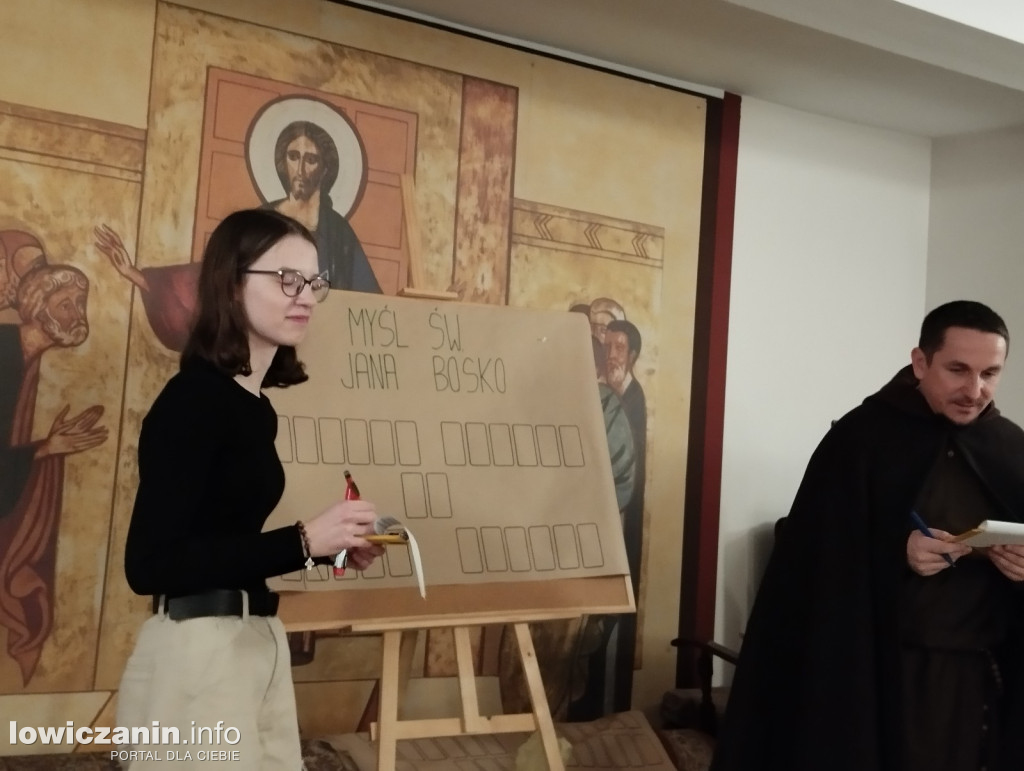 Noc Świętych w parafii katedralnej w Łowiczu