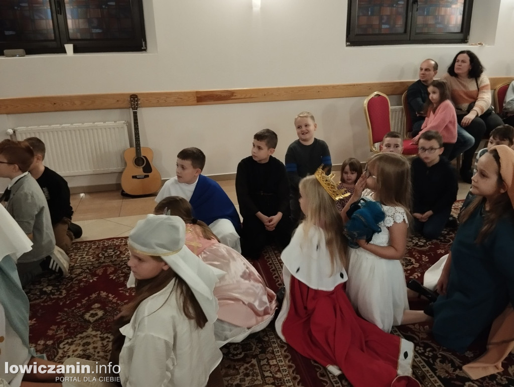Noc Świętych w parafii katedralnej w Łowiczu