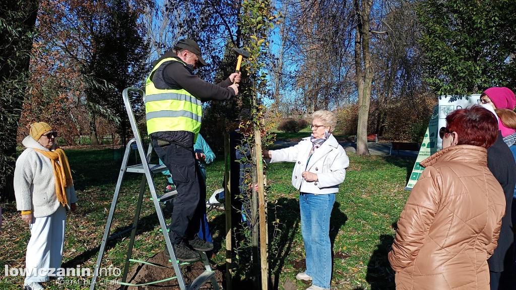 ŁUTW posadził kolejne drzewo z fundacją Prolas