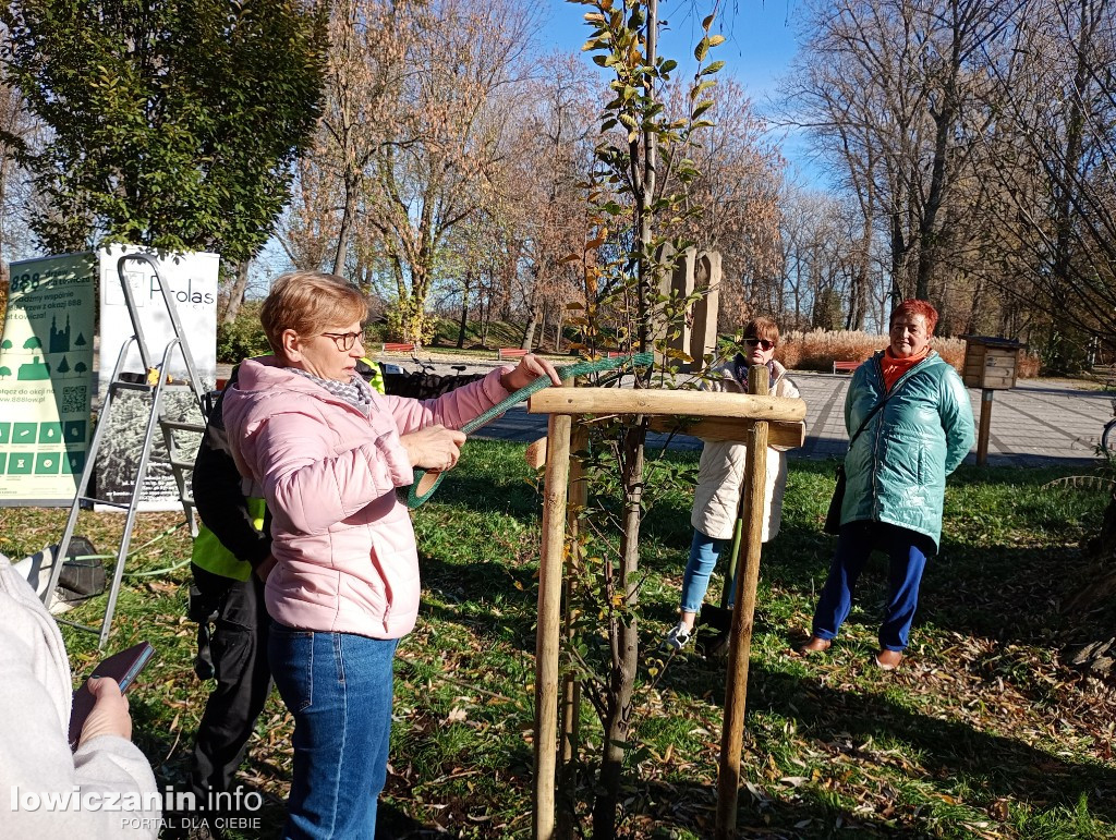 ŁUTW posadził kolejne drzewo z fundacją Prolas