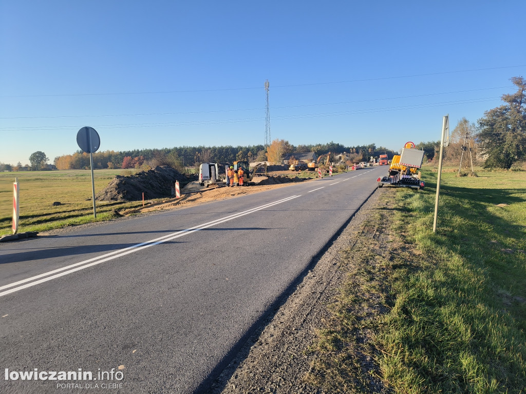 Prace na DW 704, na odcinku od DK14 do Łyszkowic