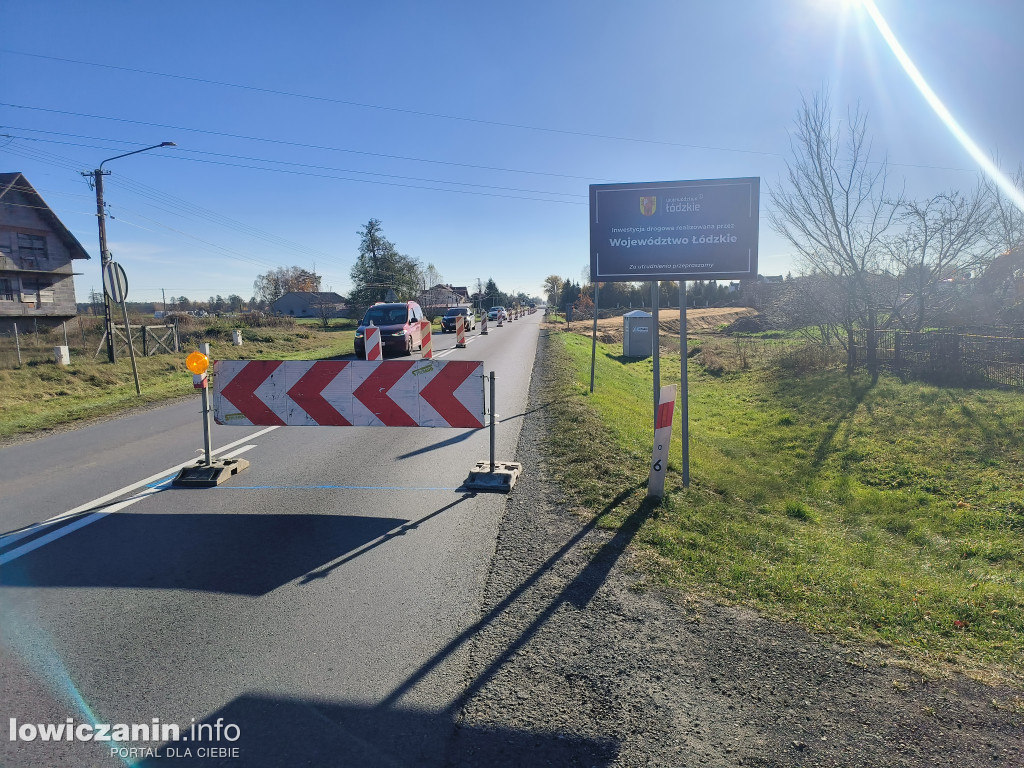 Prace na DW 704, na odcinku od DK14 do Łyszkowic