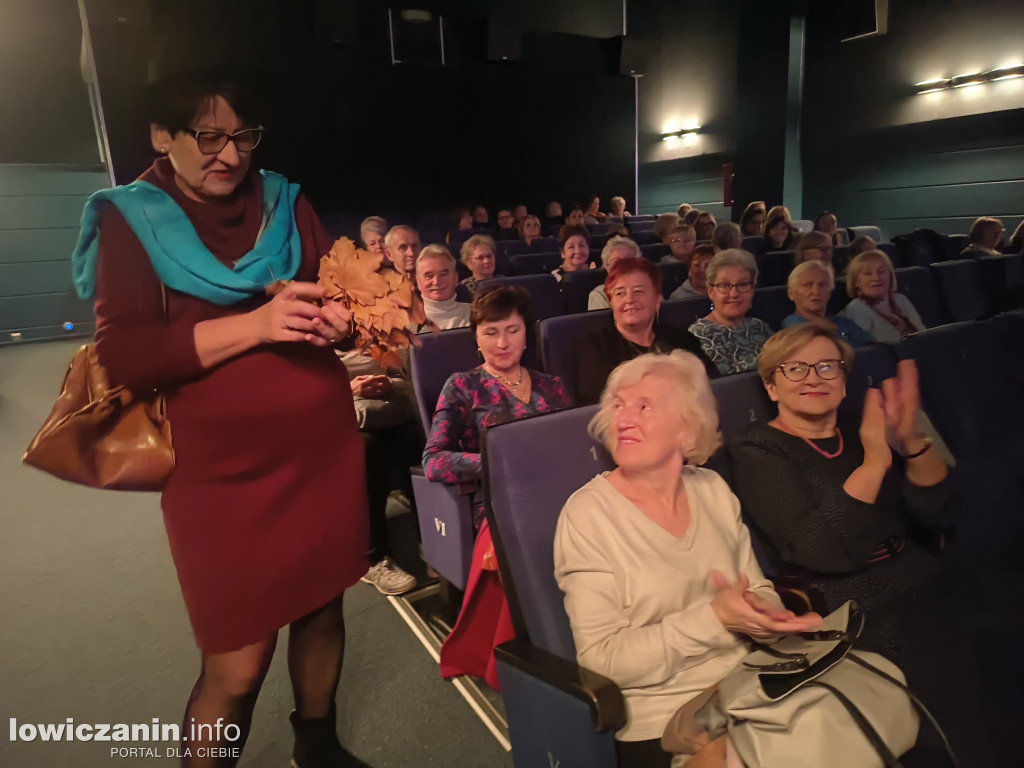 Teatr na zakręcie Uniwersytetu Trzeciego Wieku