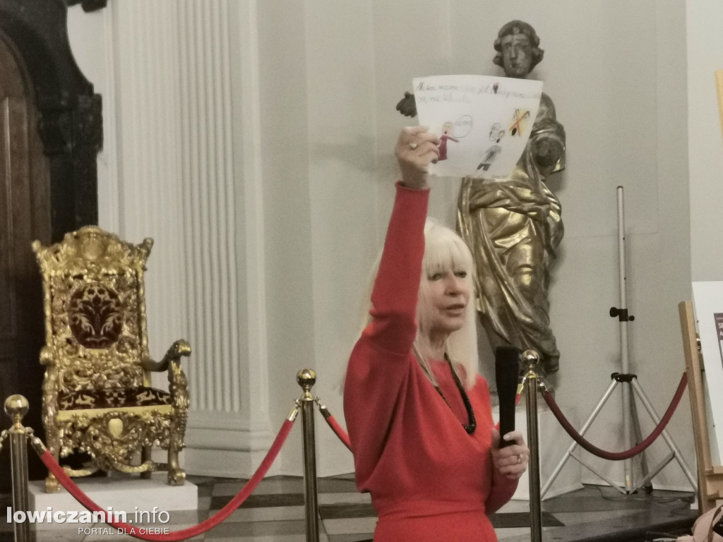 Spotkanie z Anną Marią Wesołowską w łowickim muzeum