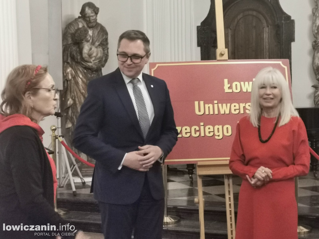 Spotkanie z Anną Marią Wesołowską w łowickim muzeum