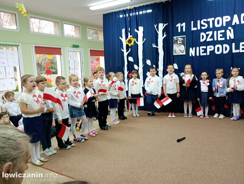 Przedszkolaki z łowickiej Stokrotki pamiętają o Dniu Niepodległości