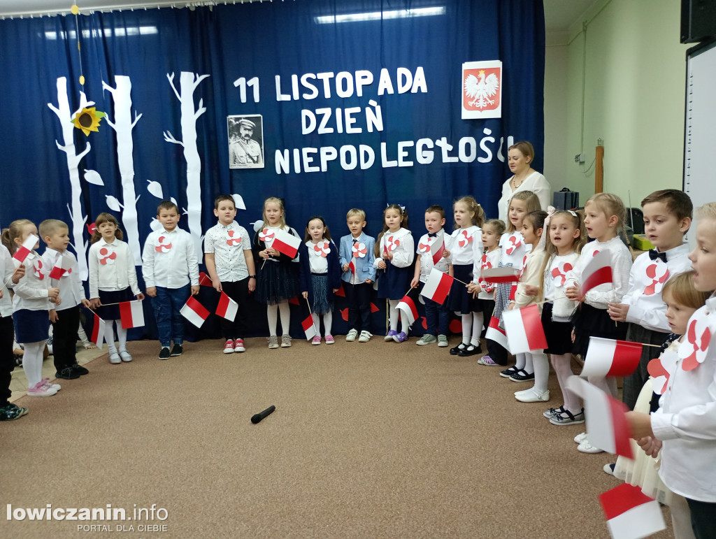 Przedszkolaki z łowickiej Stokrotki pamiętają o Dniu Niepodległości