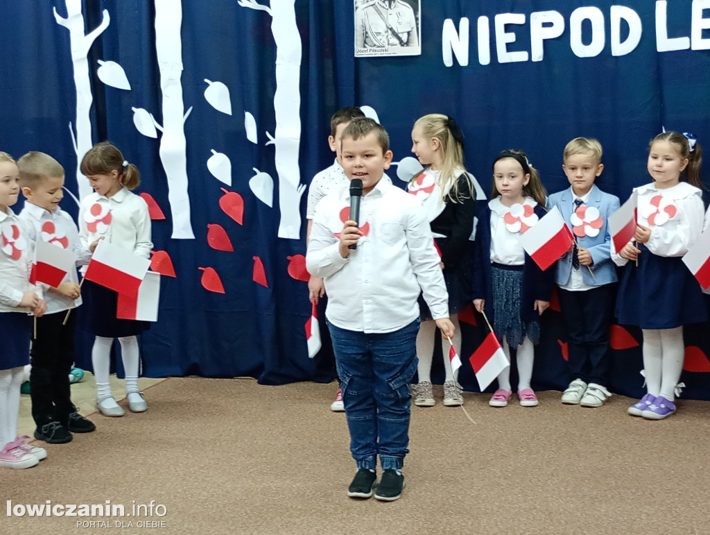 Przedszkolaki z łowickiej Stokrotki pamiętają o Dniu Niepodległości
