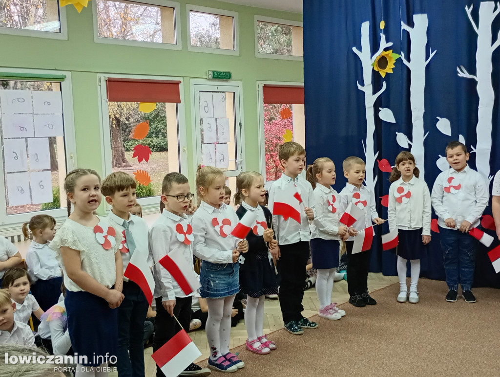 Przedszkolaki z łowickiej Stokrotki pamiętają o Dniu Niepodległości