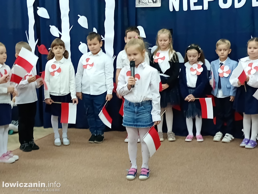Przedszkolaki z łowickiej Stokrotki pamiętają o Dniu Niepodległości