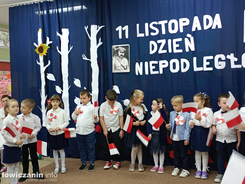 Przedszkolaki z łowickiej Stokrotki pamiętają o Dniu Niepodległości