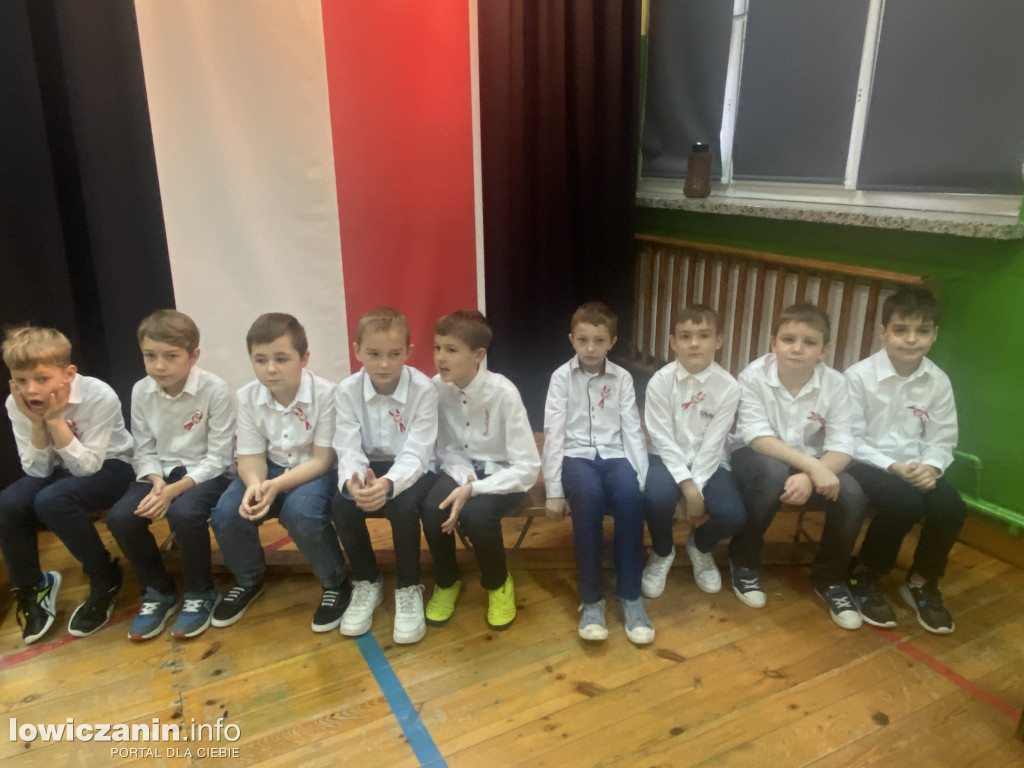 Święto Niepodległości w Szkole w Popowie