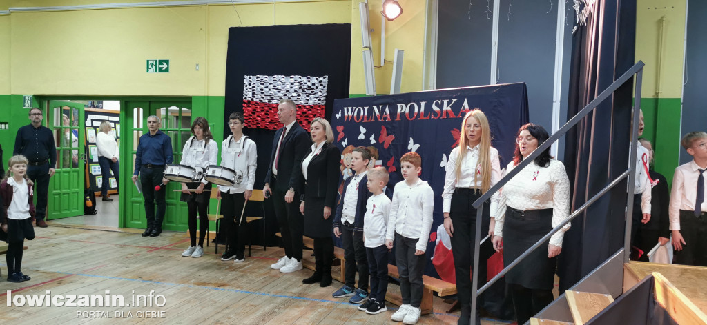 Święto Niepodległości w Szkole w Popowie
