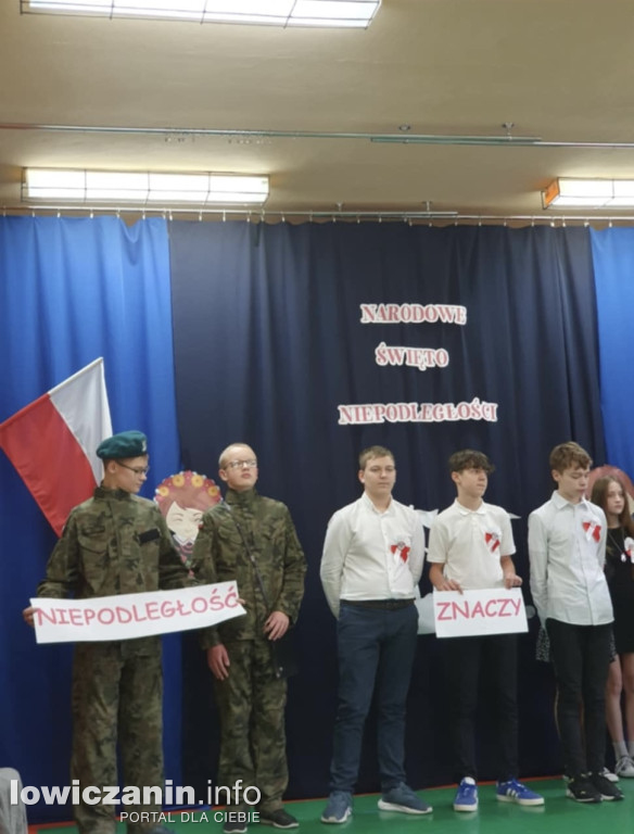 „Niepodległość znaczy wolność” akademia w szkole w Gągolinie Południowym