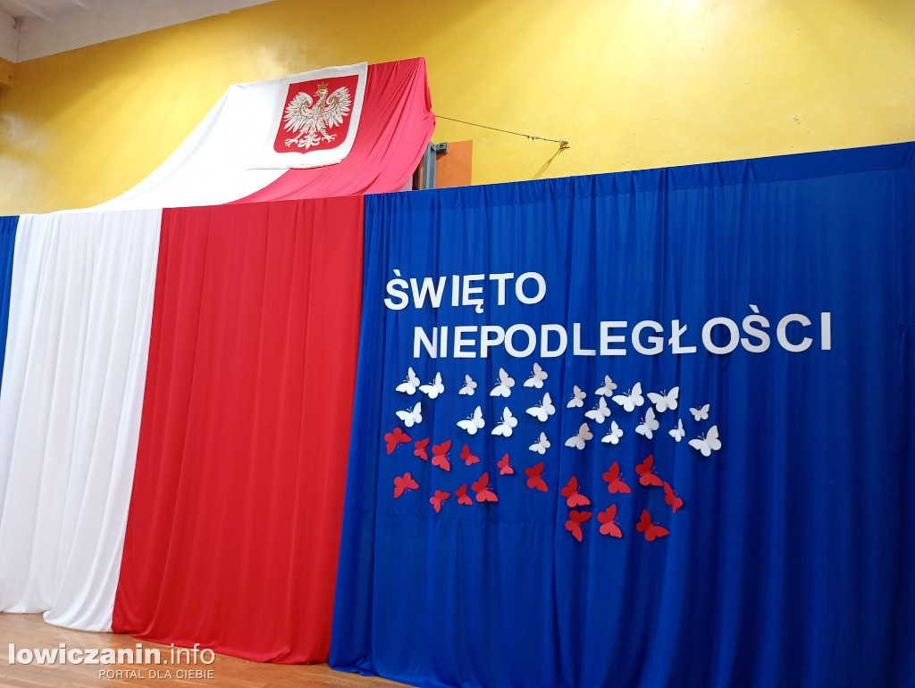 Święto Niepodległości w ZS nr 1 w Bratoszewicach