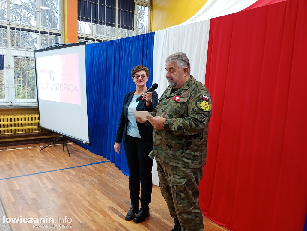 Święto Niepodległości w ZS nr 1 w Bratoszewicach