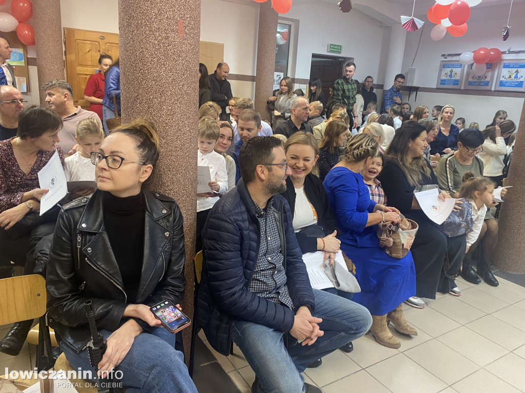Wieczór pieśni patriotycznych w szkole Pijarskiej w Łowiczu