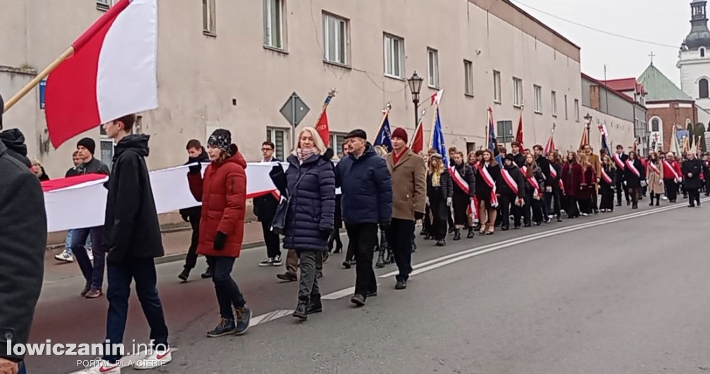 Procesja z relikwiami św. Wiktorii dotarła do katedry