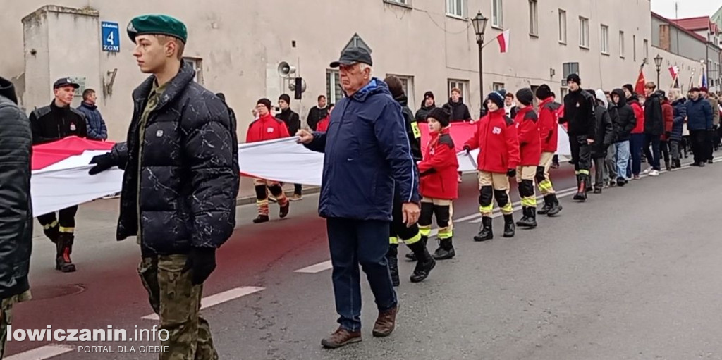 Procesja z relikwiami św. Wiktorii dotarła do katedry