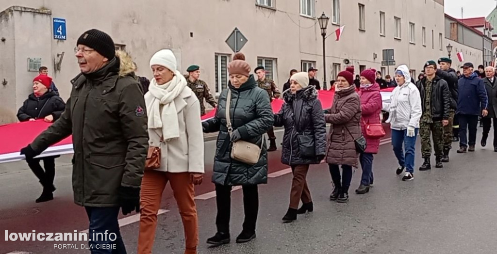 Procesja z relikwiami św. Wiktorii dotarła do katedry