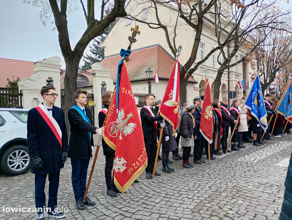 Procesja z relikwiami św. Wiktorii dotarła do katedry