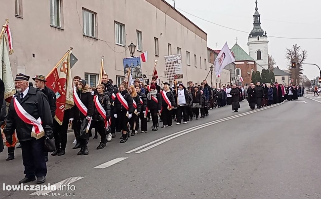 Procesja z relikwiami św. Wiktorii dotarła do katedry