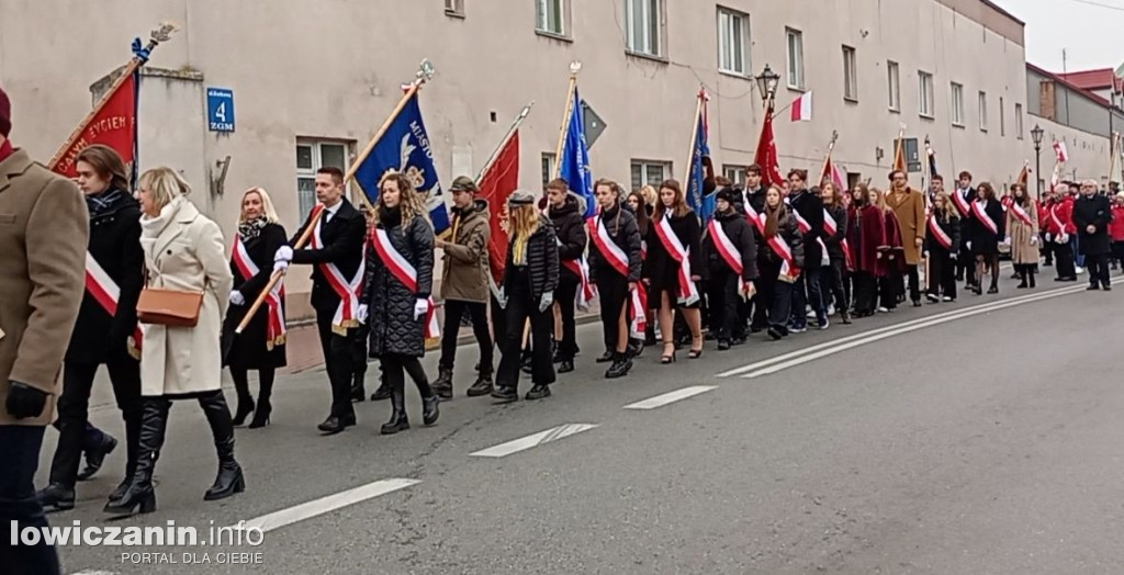 Procesja z relikwiami św. Wiktorii dotarła do katedry