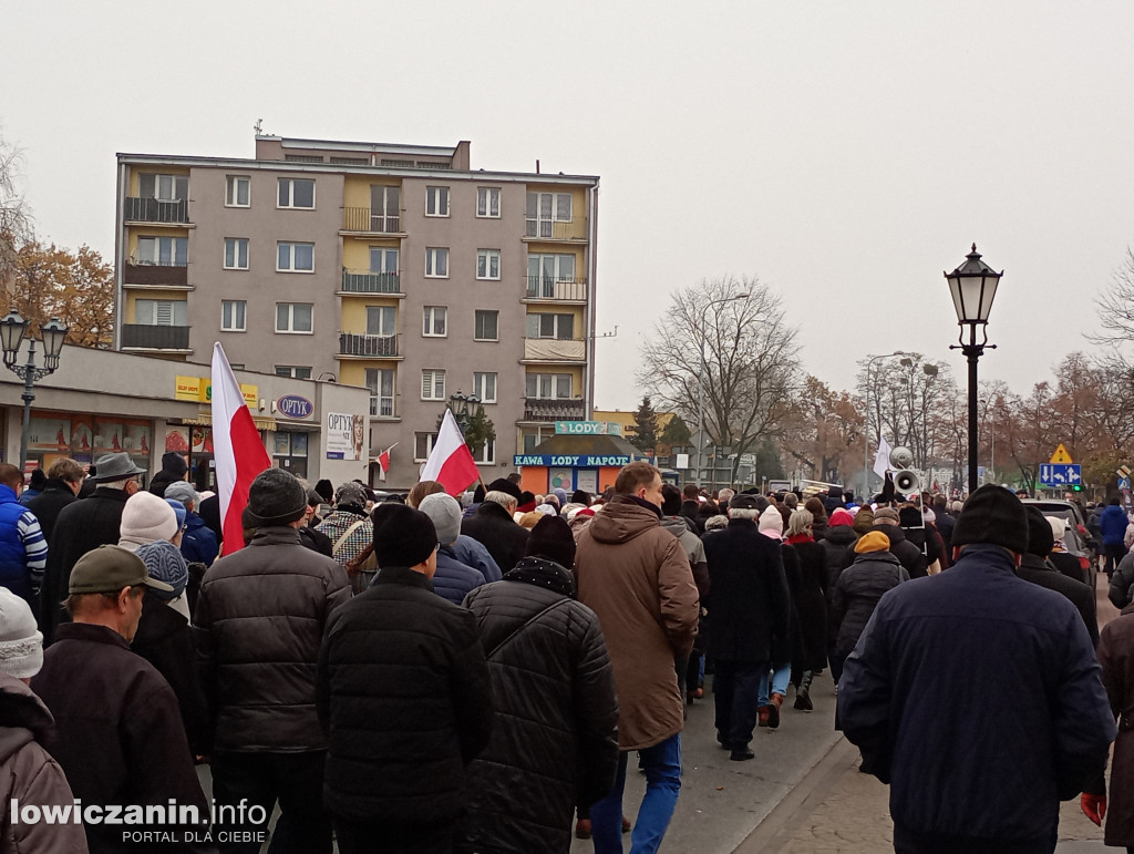 Procesja z relikwiami św. Wiktorii dotarła do katedry