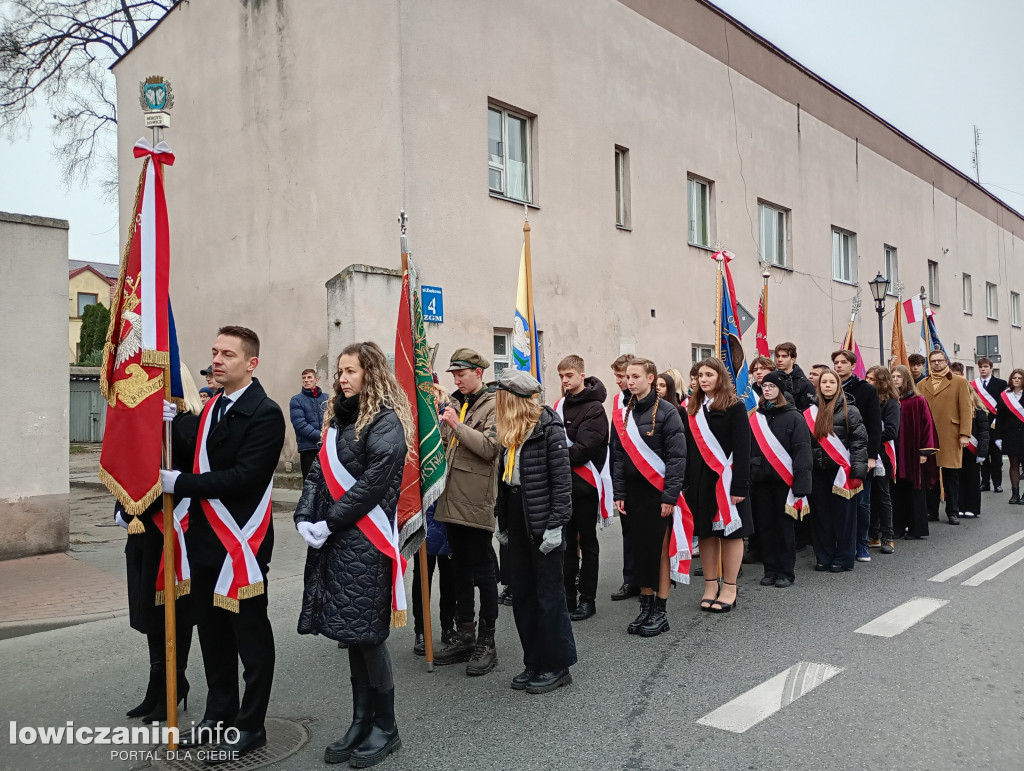 Procesja z relikwiami św. Wiktorii dotarła do katedry