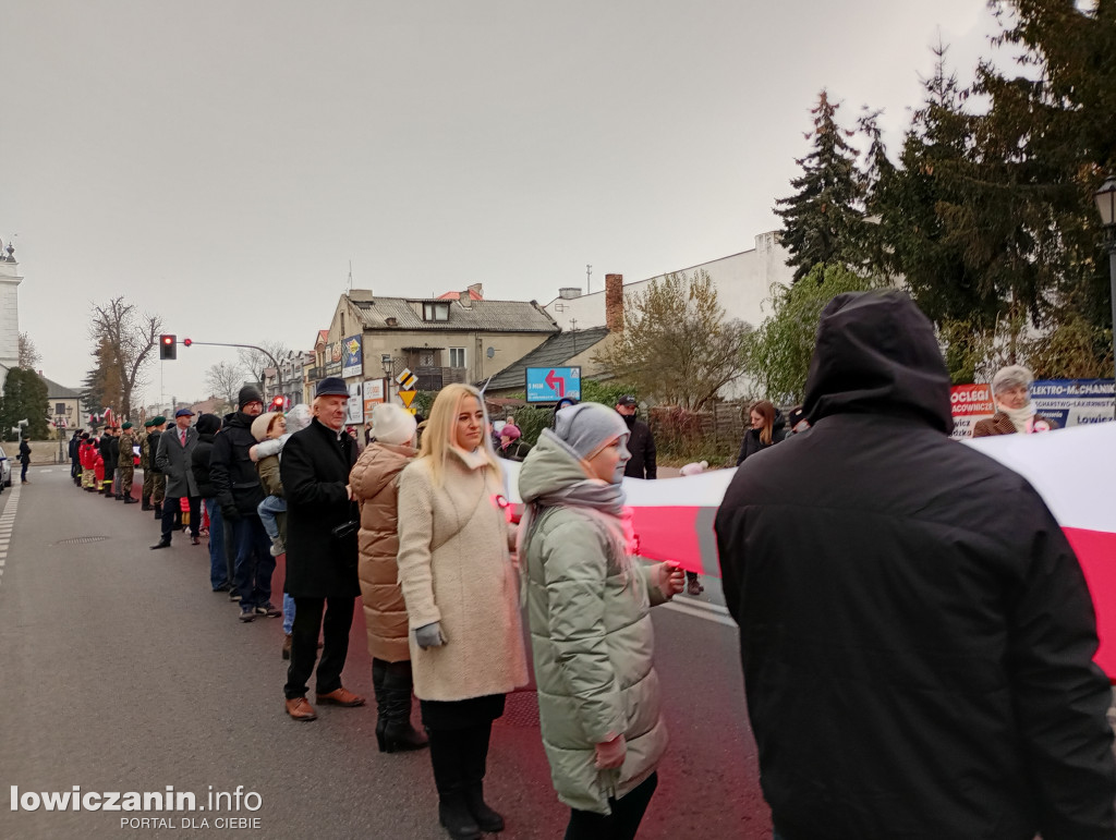 Procesja z relikwiami św. Wiktorii dotarła do katedry