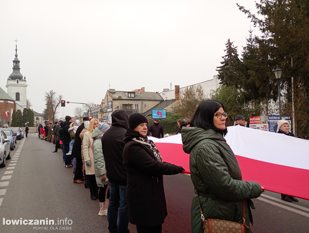 Procesja z relikwiami św. Wiktorii dotarła do katedry