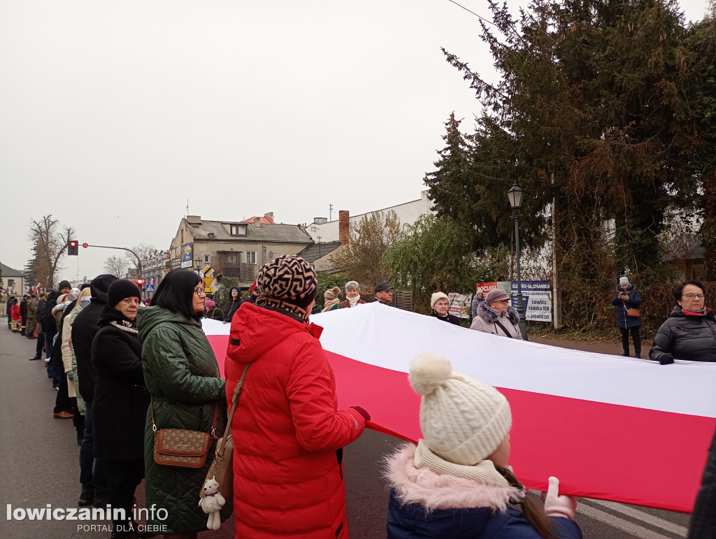 Procesja z relikwiami św. Wiktorii dotarła do katedry