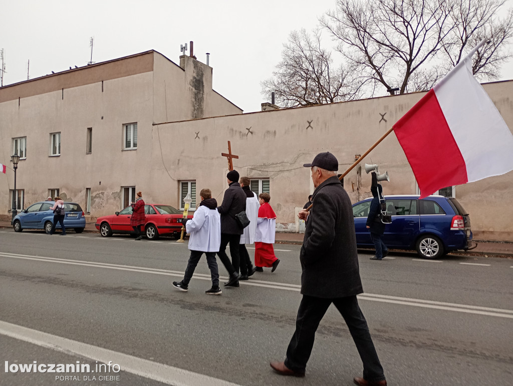 Procesja z relikwiami św. Wiktorii dotarła do katedry