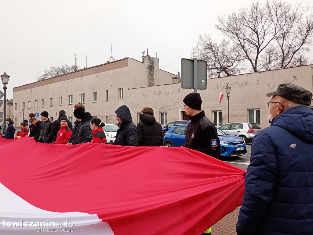 Procesja z relikwiami św. Wiktorii dotarła do katedry