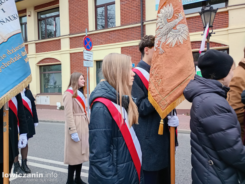 Procesja z relikwiami św. Wiktorii dotarła do katedry