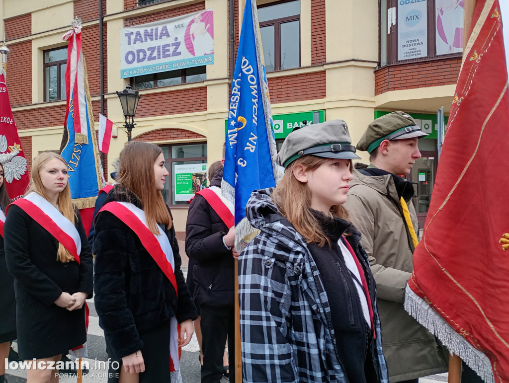 Procesja z relikwiami św. Wiktorii dotarła do katedry