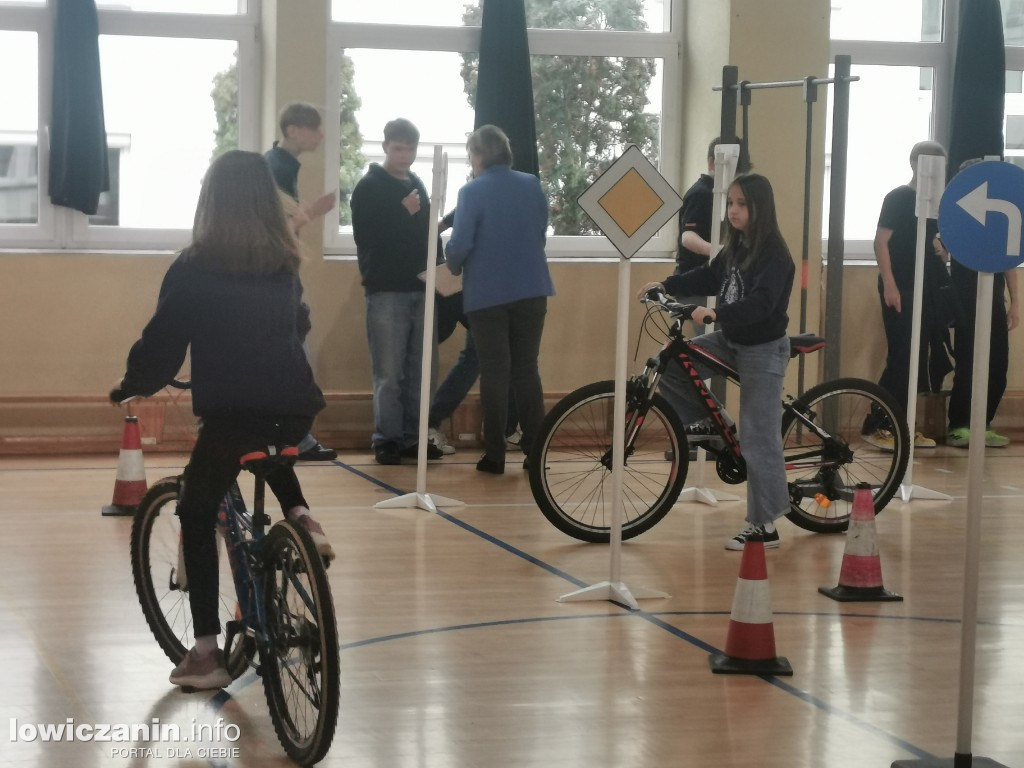 Egzamin na kartę rowerową w Szkołach Pijarskich